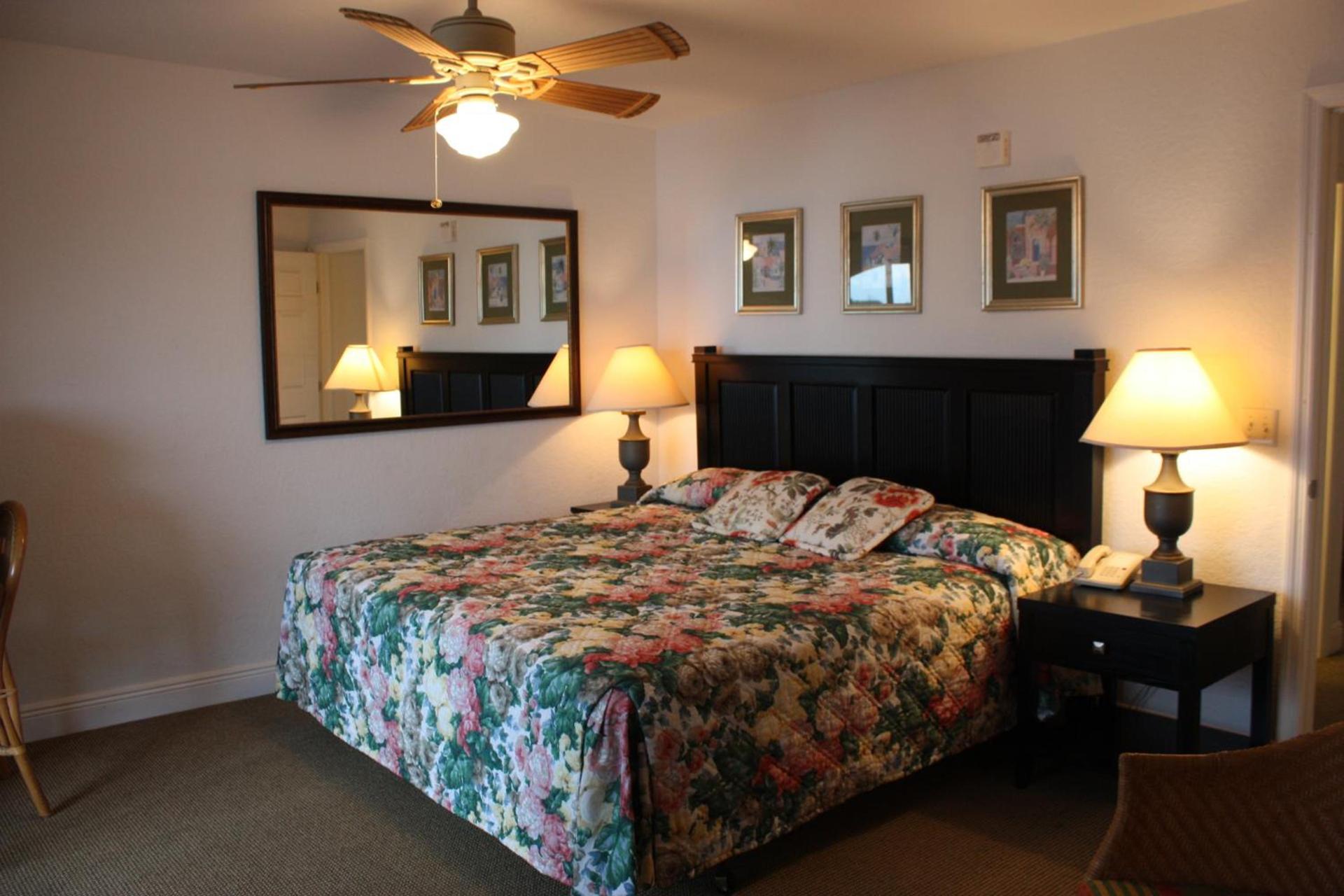 Lake Roy Beach Inn - Winter Haven photo 25