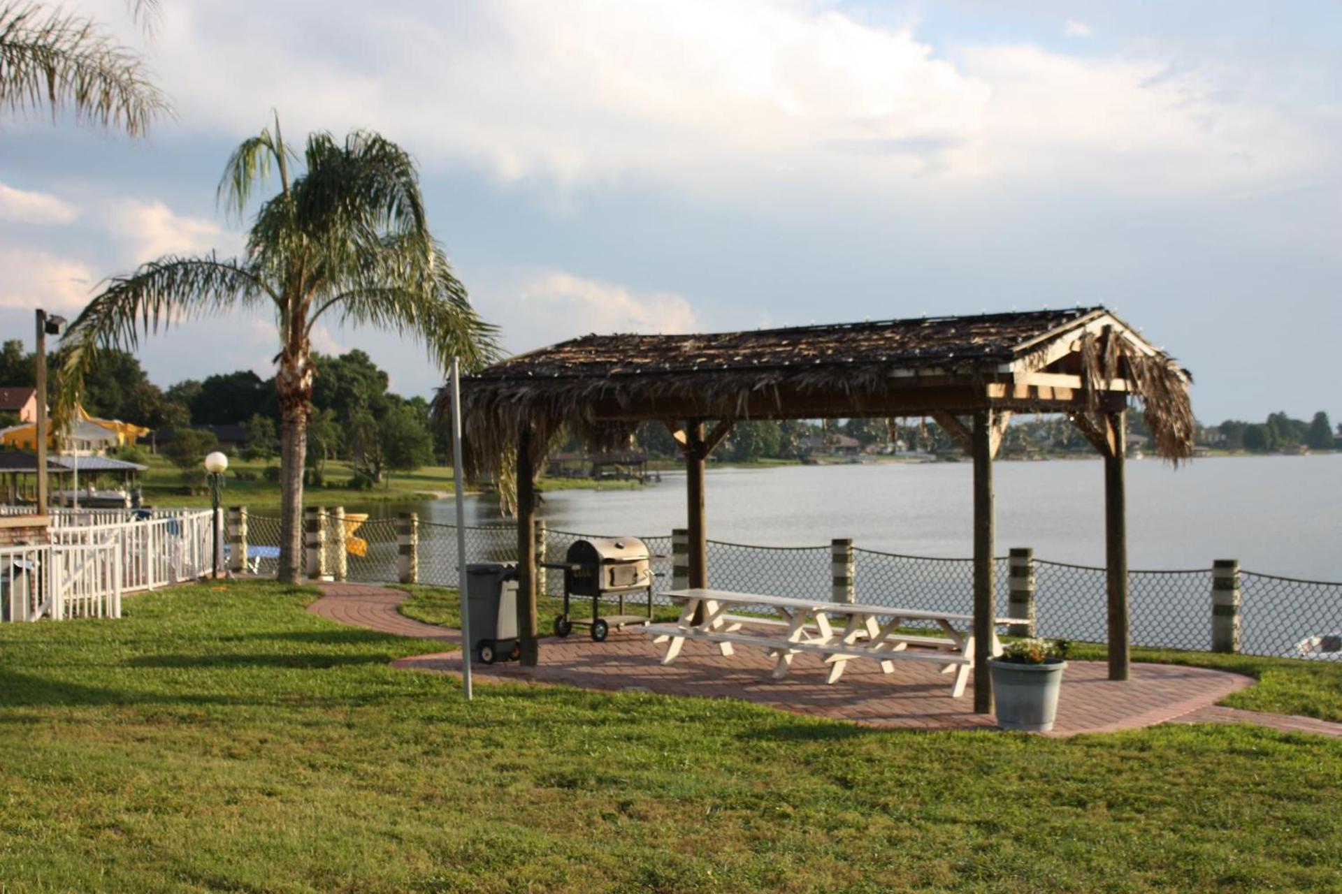 Lake Roy Beach Inn - Winter Haven photo 9