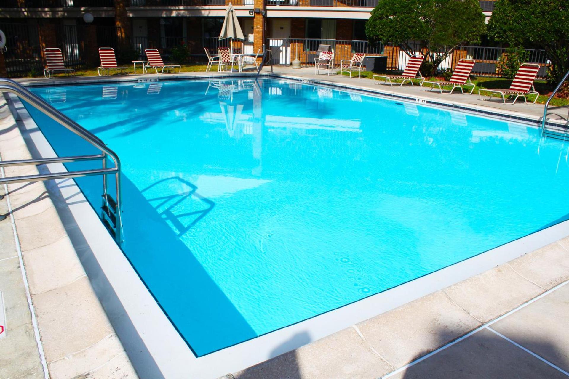 Ramada by Wyndham Temple Terrace/Tampa North photo 42
