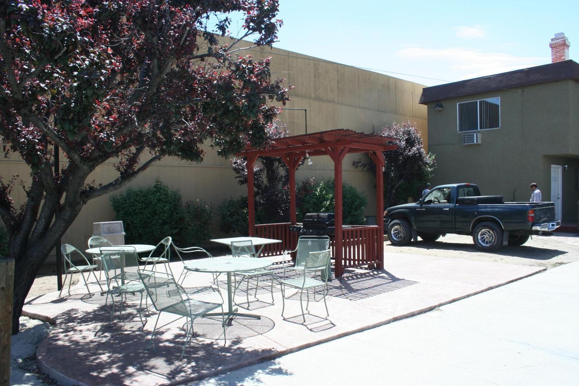 Mountain View Motel photo 21