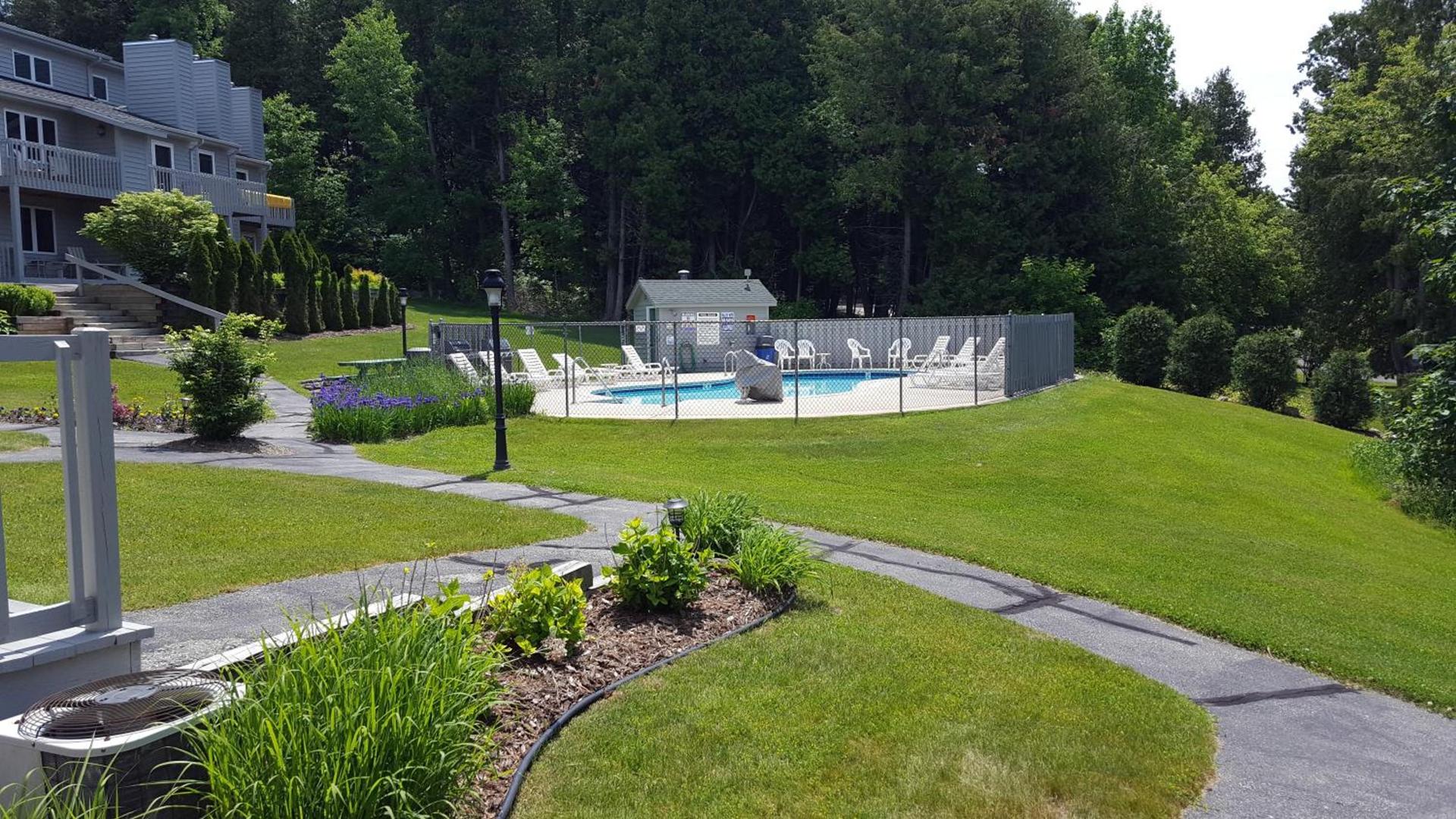 Evergreen Hill Condominiums photo 15