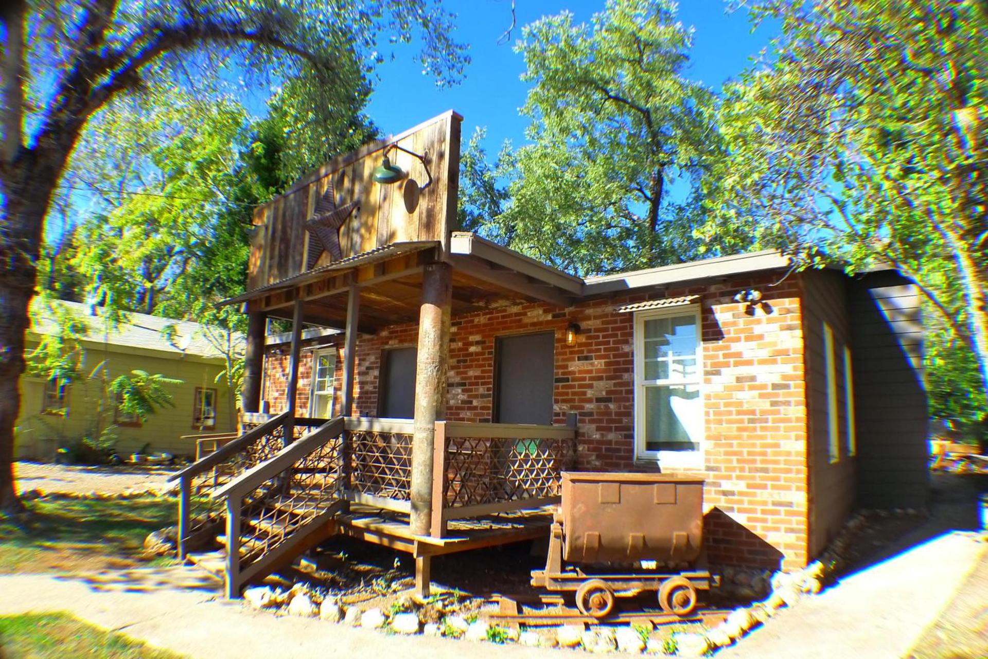 Miner's Camp photo 1