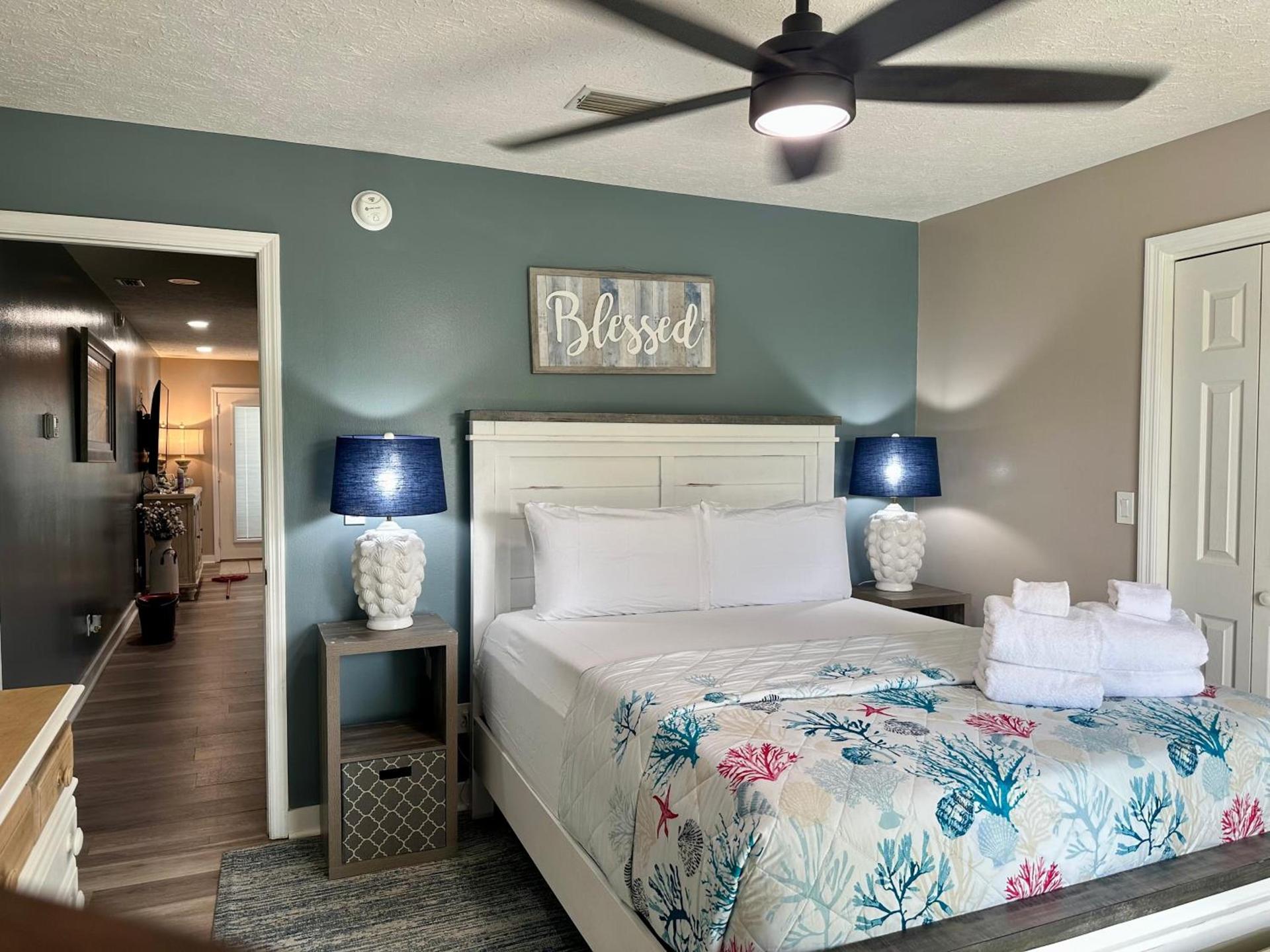 Cozy retreat photo 24