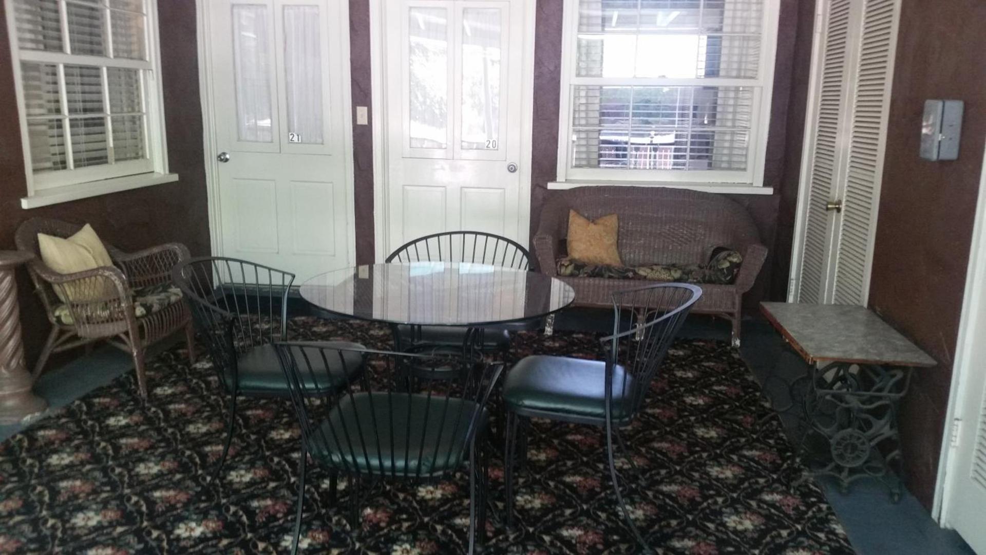 Gunn House Hotel photo 22