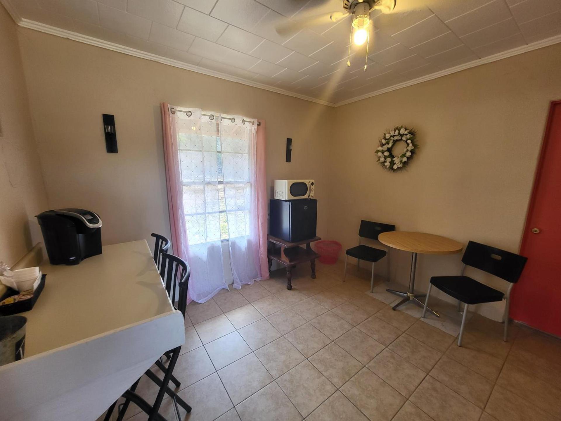 Hill Country Lodge and Mini Storages photo 58
