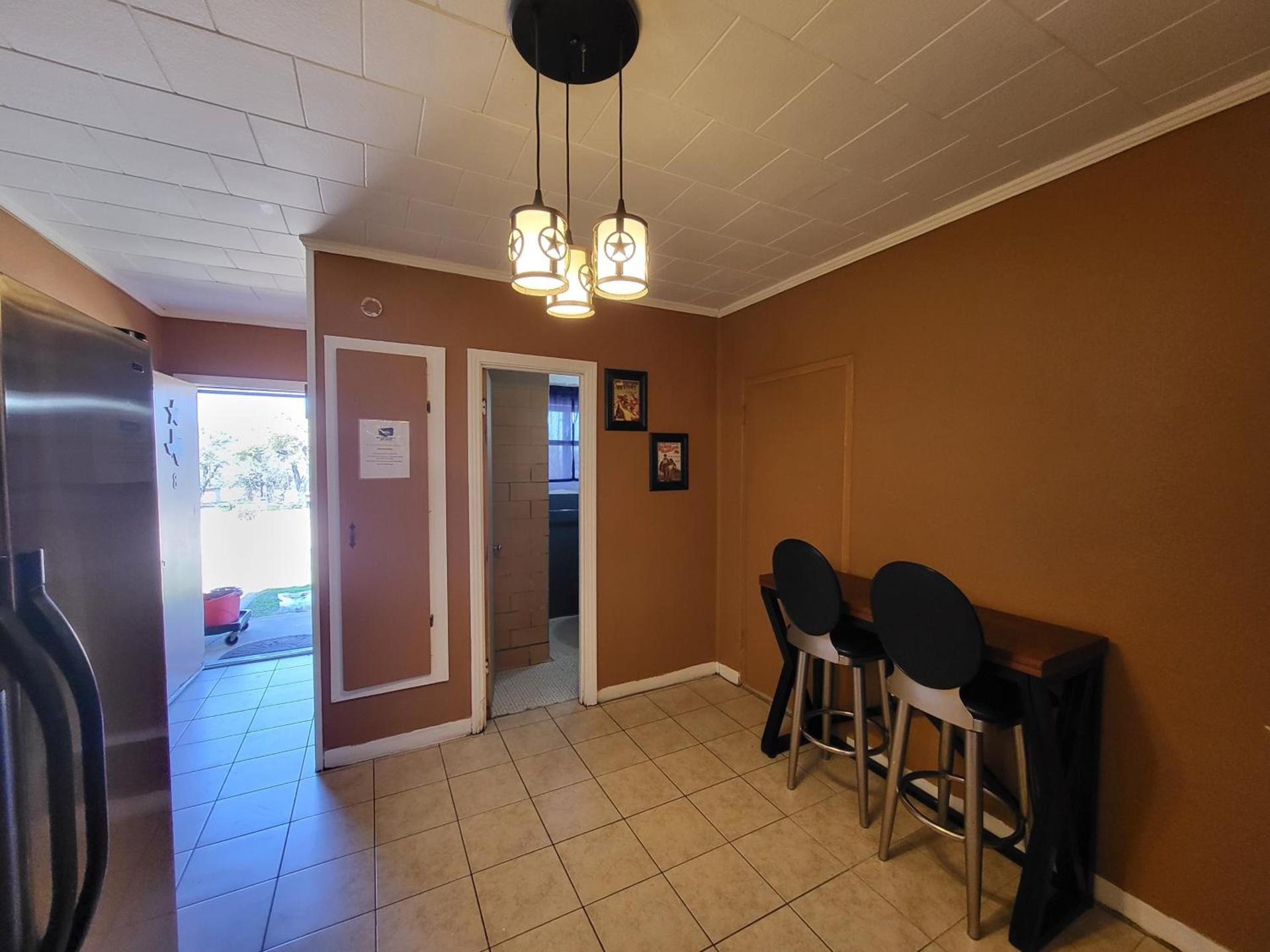 Hill Country Lodge and Mini Storages photo 6