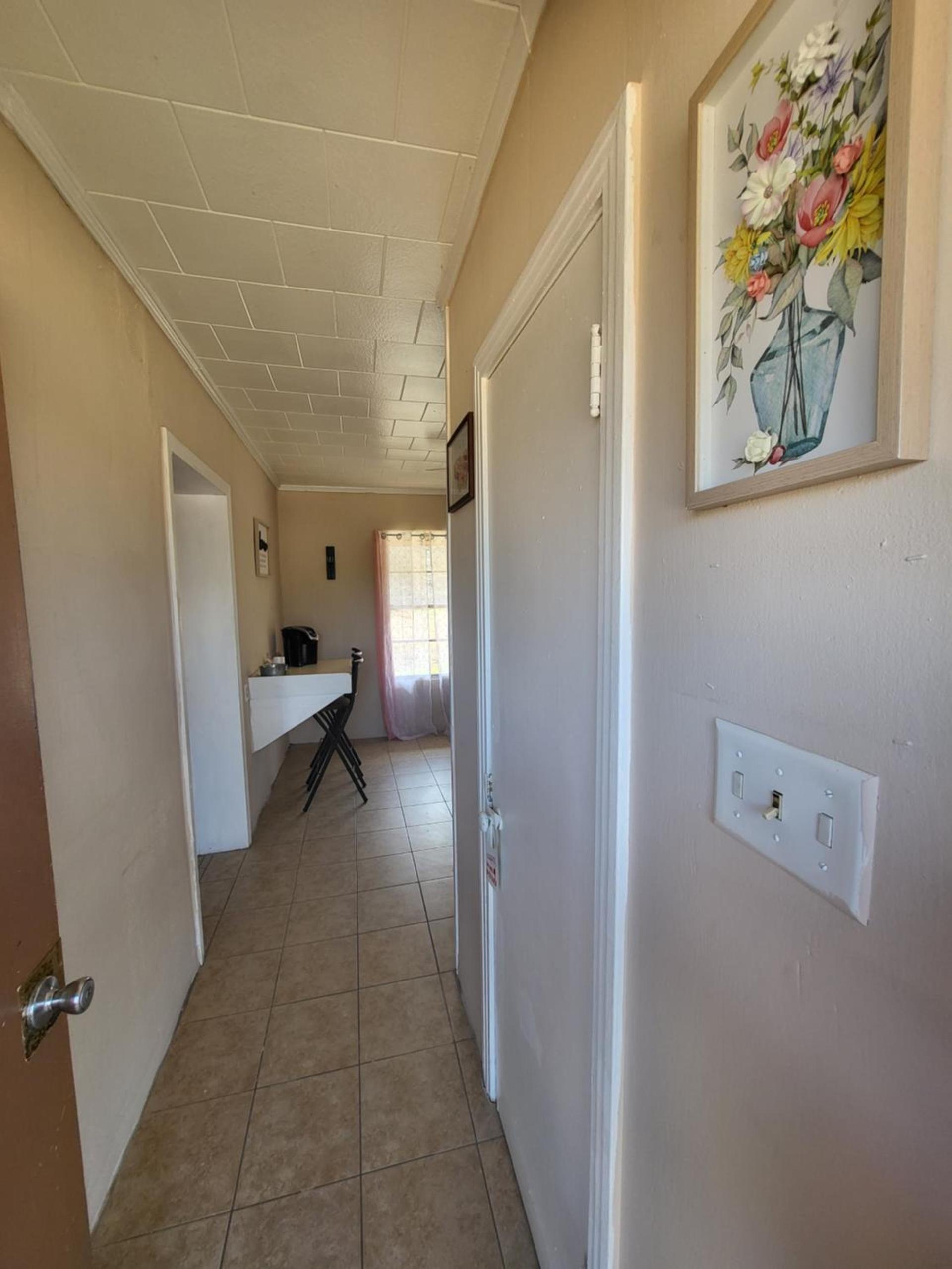 Hill Country Lodge and Mini Storages photo 7