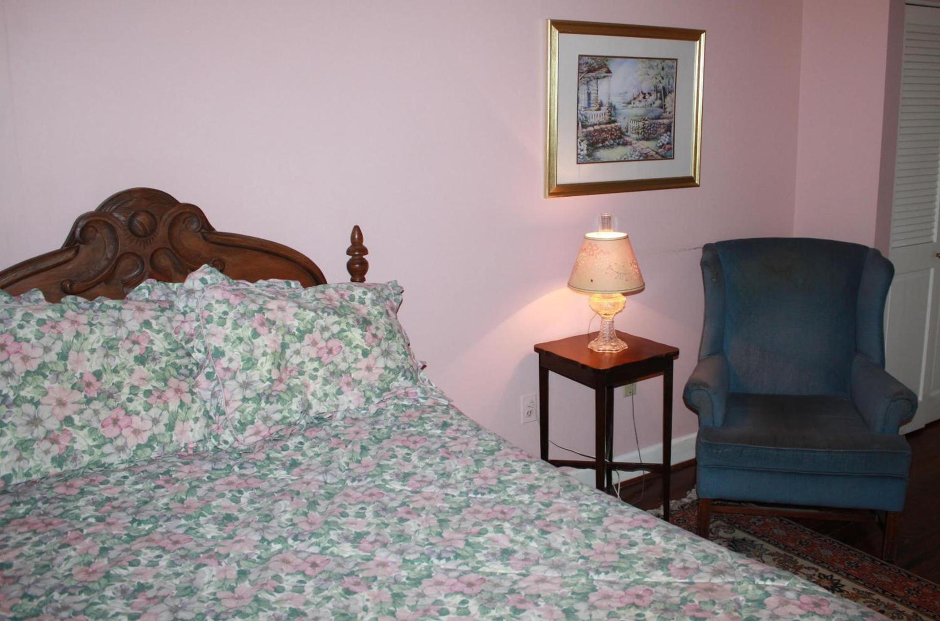 Leesburg Colonial Inn photo 11