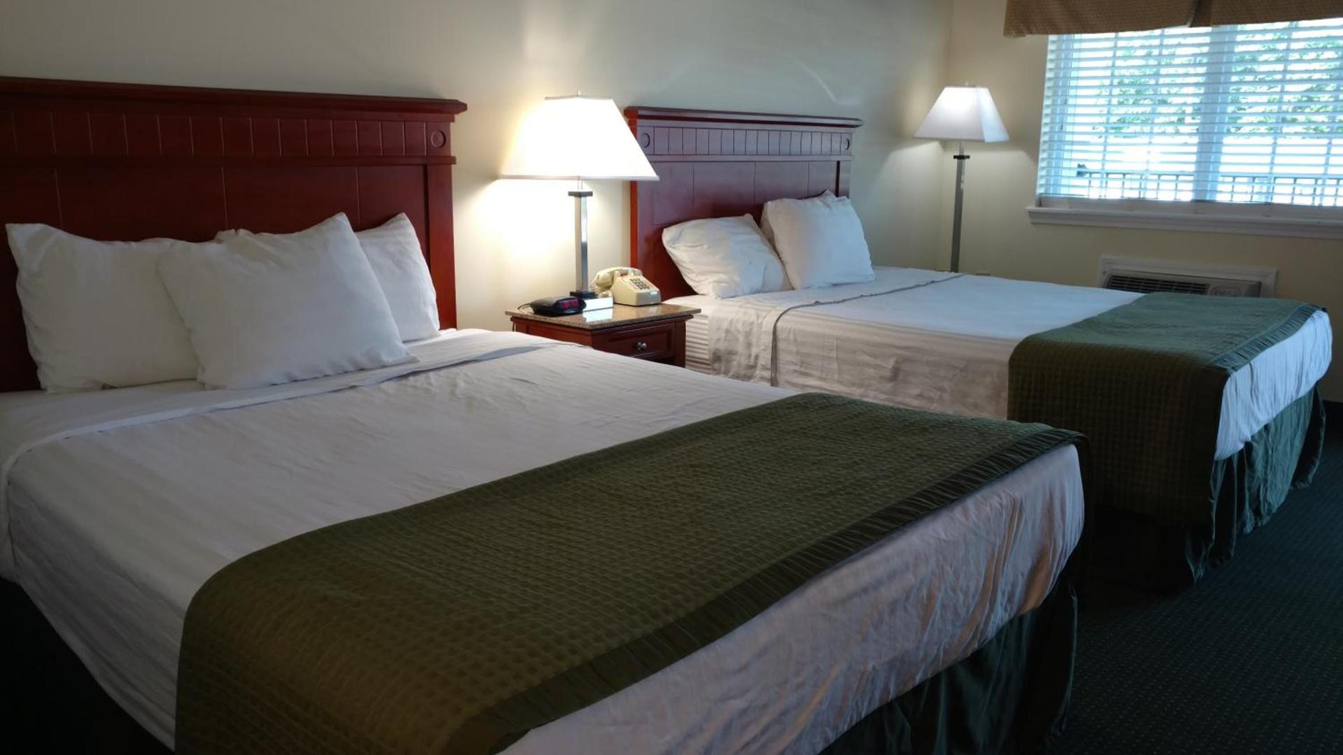 Hurricane Inn photo 7
