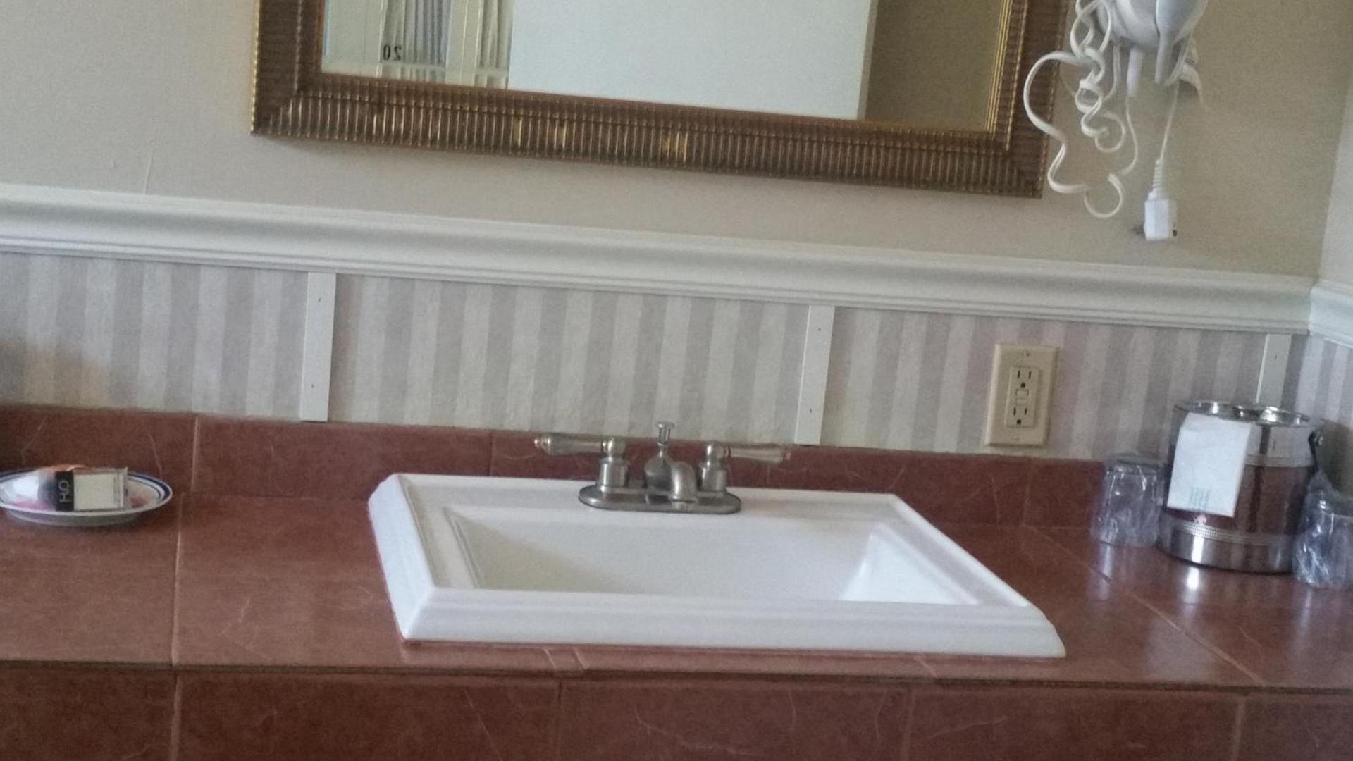 Gunn House Hotel photo 25