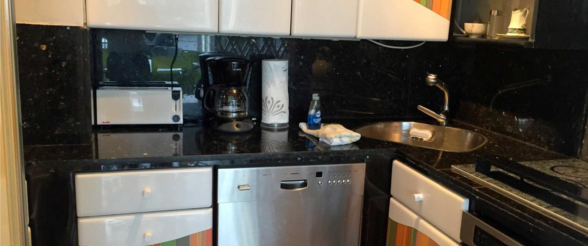 Manhattan Tower Apartment Hotel photo 29