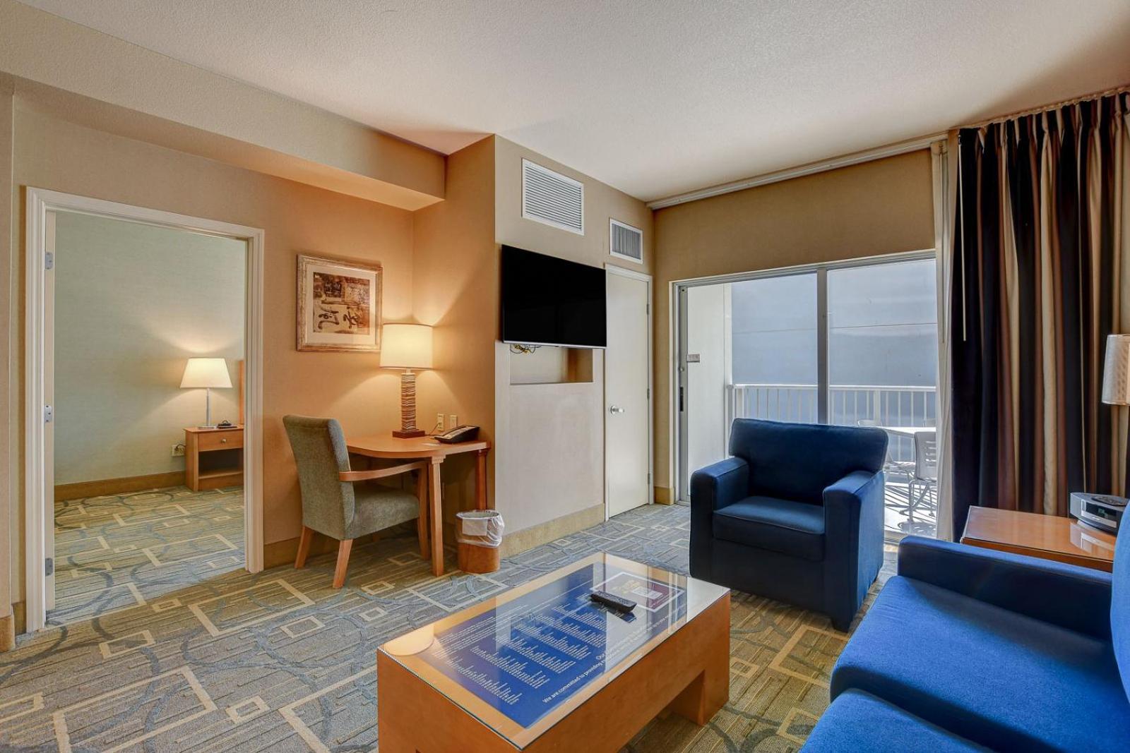 The Lapis Suite at Platinum Hotel 5 MIN WALK TO F1 KOVAL ZONE ENTRANCE photo 40