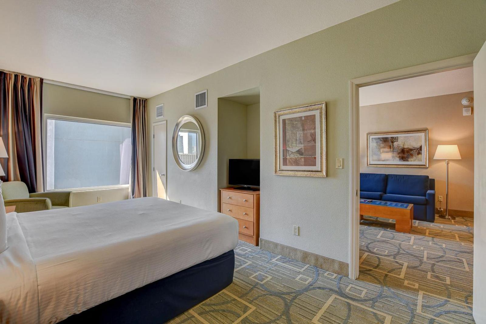 The Lapis Suite at Platinum Hotel 5 MIN WALK TO F1 KOVAL ZONE ENTRANCE photo 35
