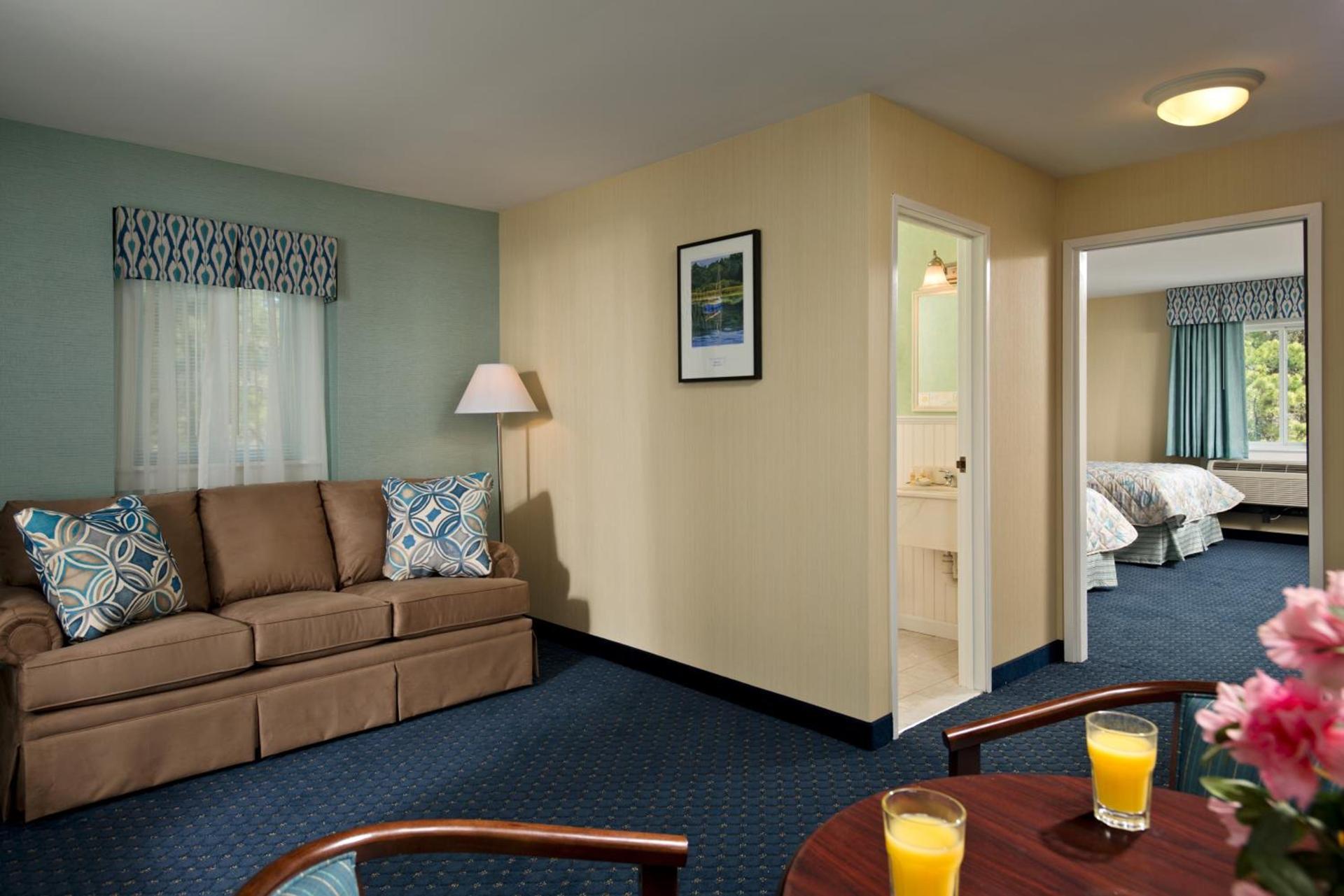 Wellfleet Lodge photo 24