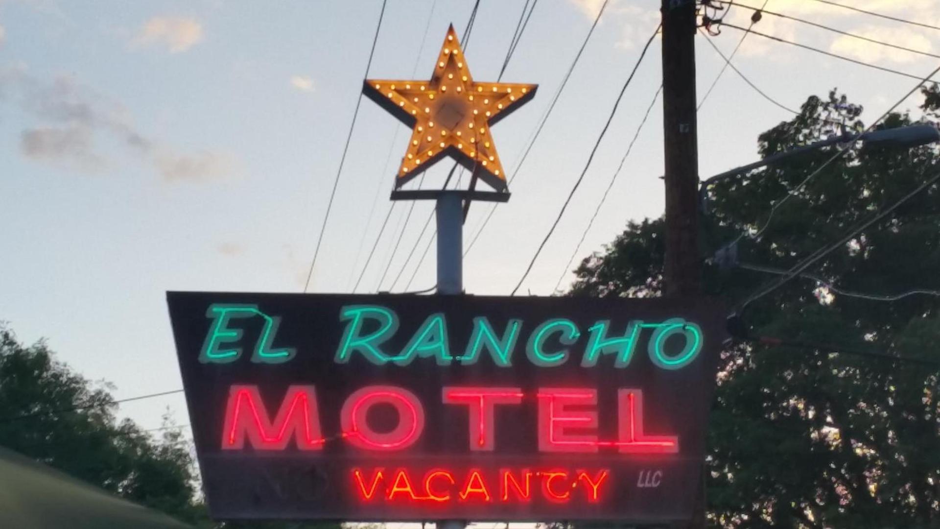 El Rancho Motel photo 43