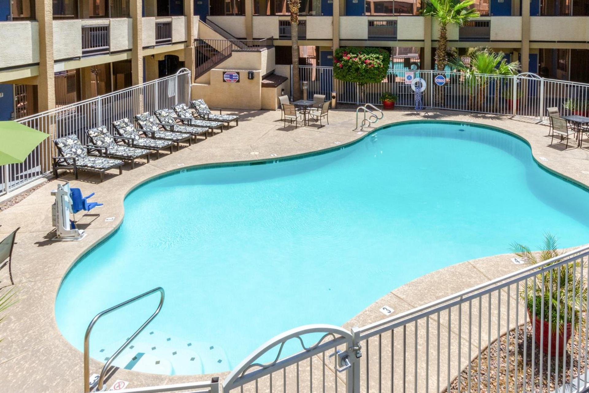 Motel 6 Glendale Phoenix photo 28