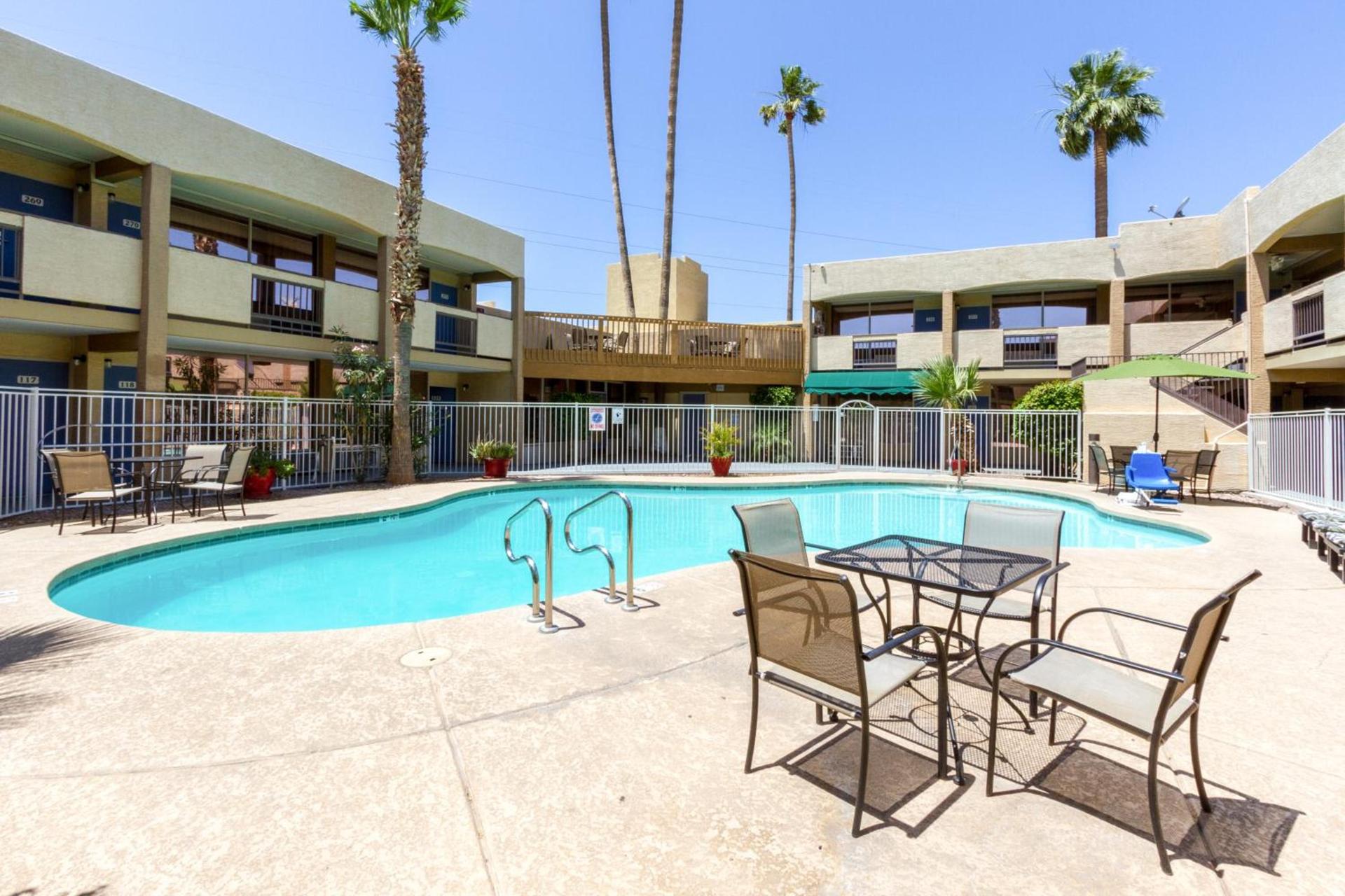 Motel 6 Glendale Phoenix photo 21