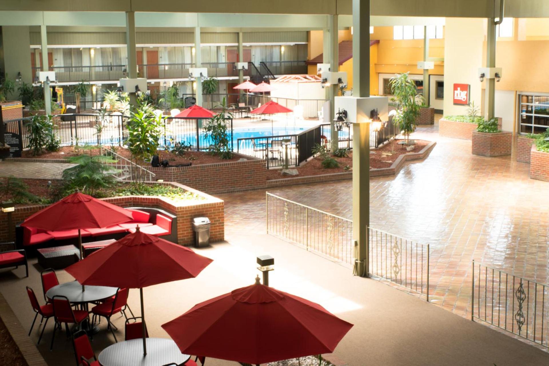 Ramada by Wyndham Indiana photo 21