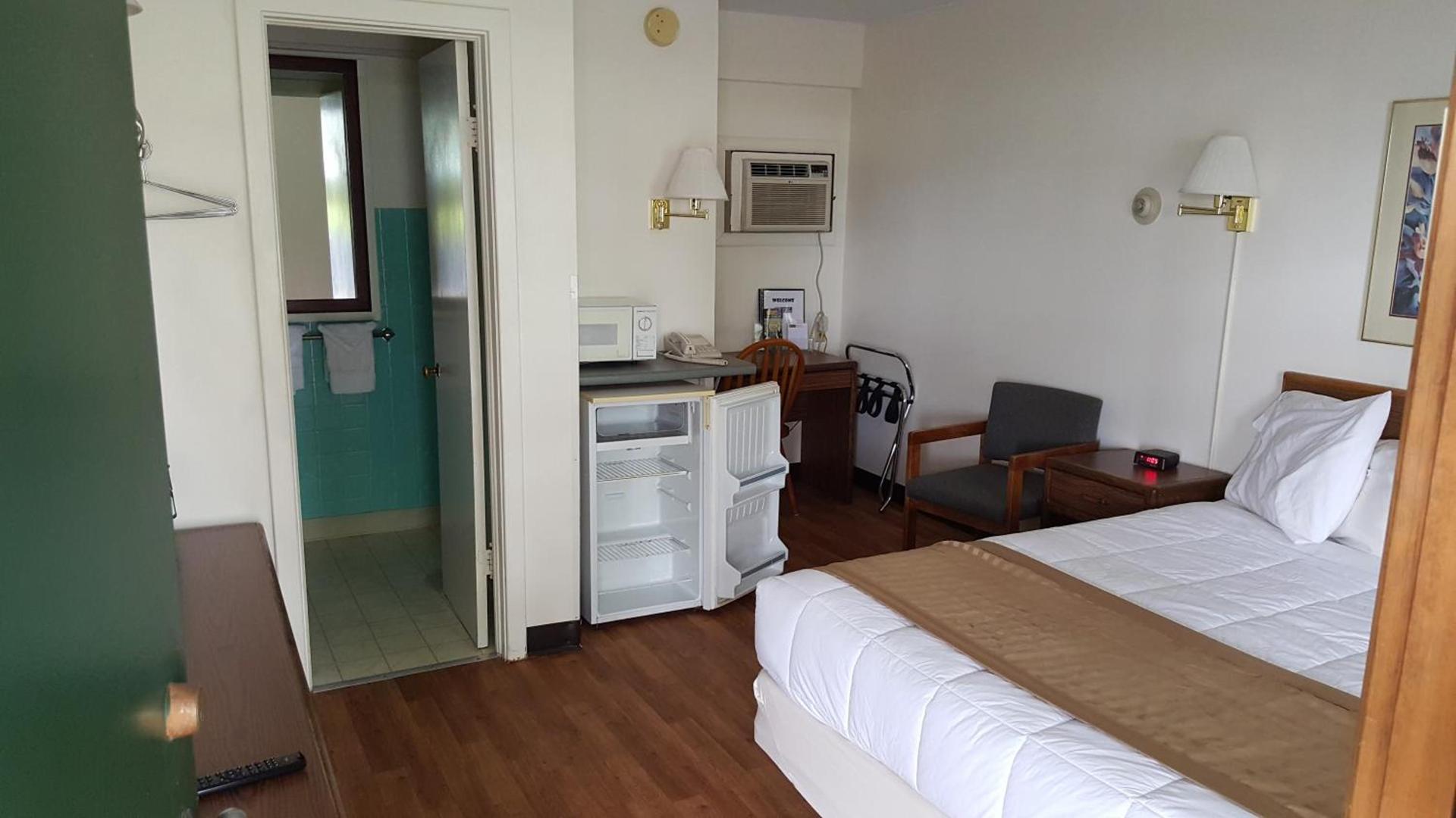 Budget Host Inn photo 25