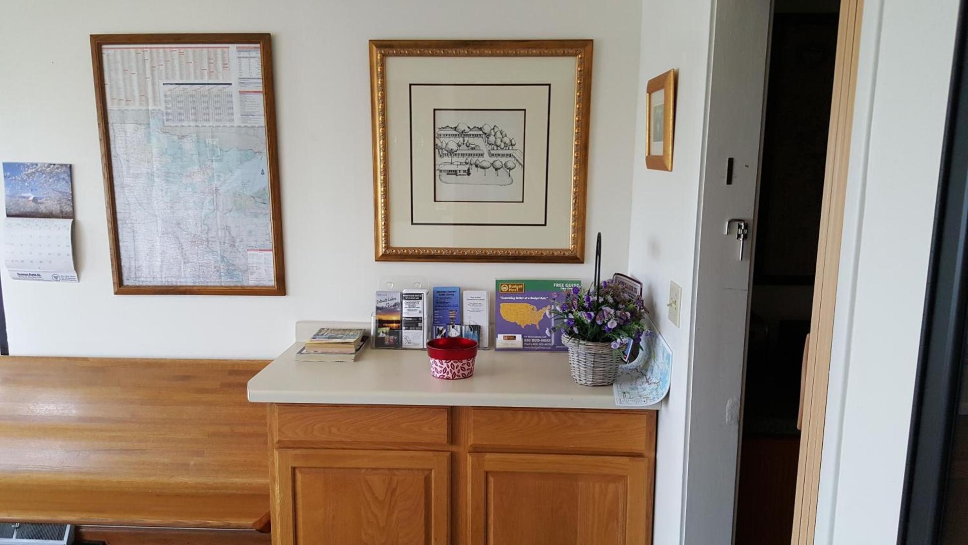 Budget Host Inn photo 4