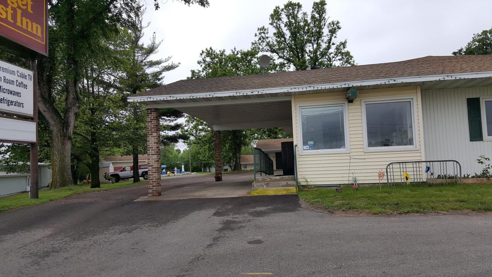 Budget Host Inn photo 7