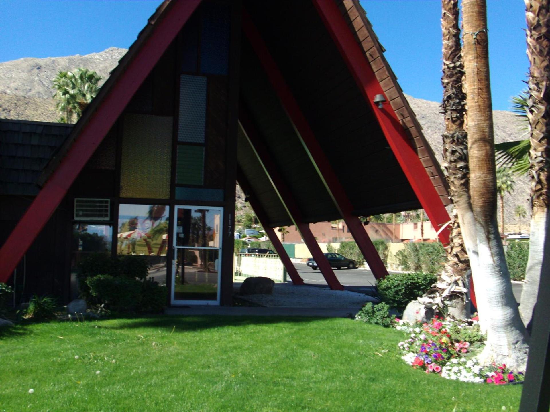 Desert Lodge photo 15