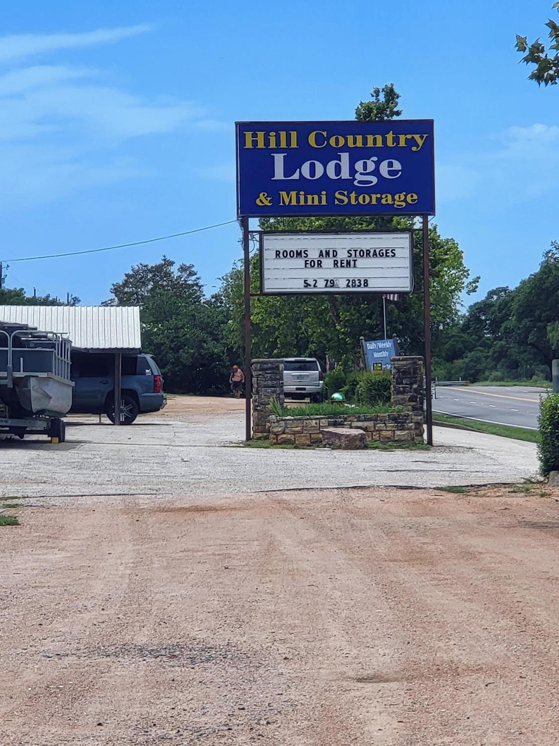 Hill Country Lodge and Mini Storages photo 21