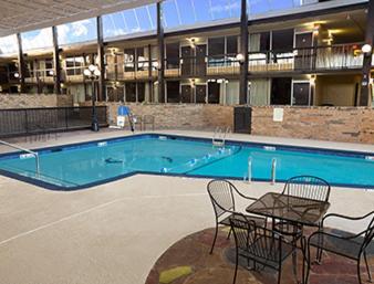 Days Inn by Wyndham Henryetta photo 13