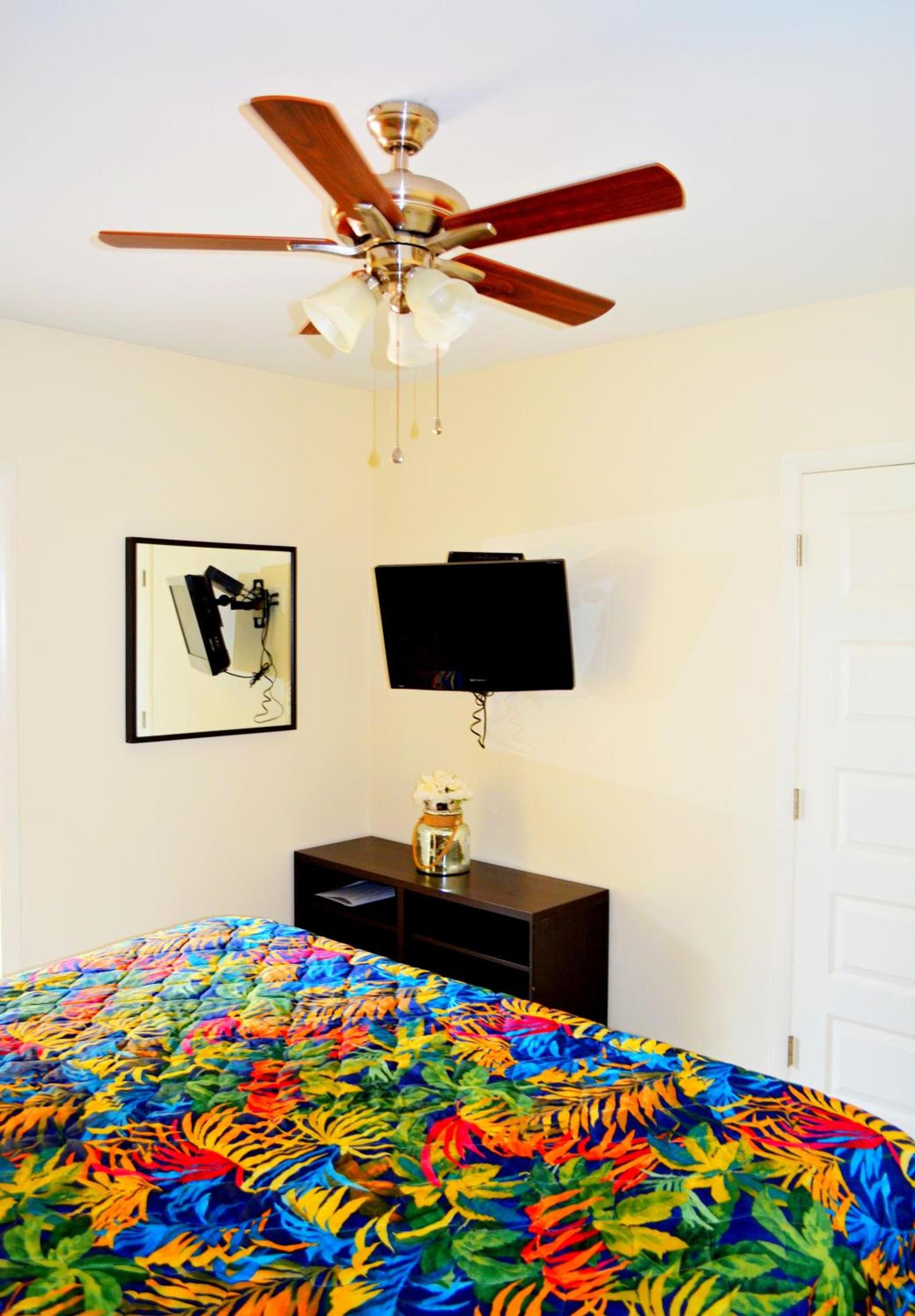 Ocean Drive Villas photo 33