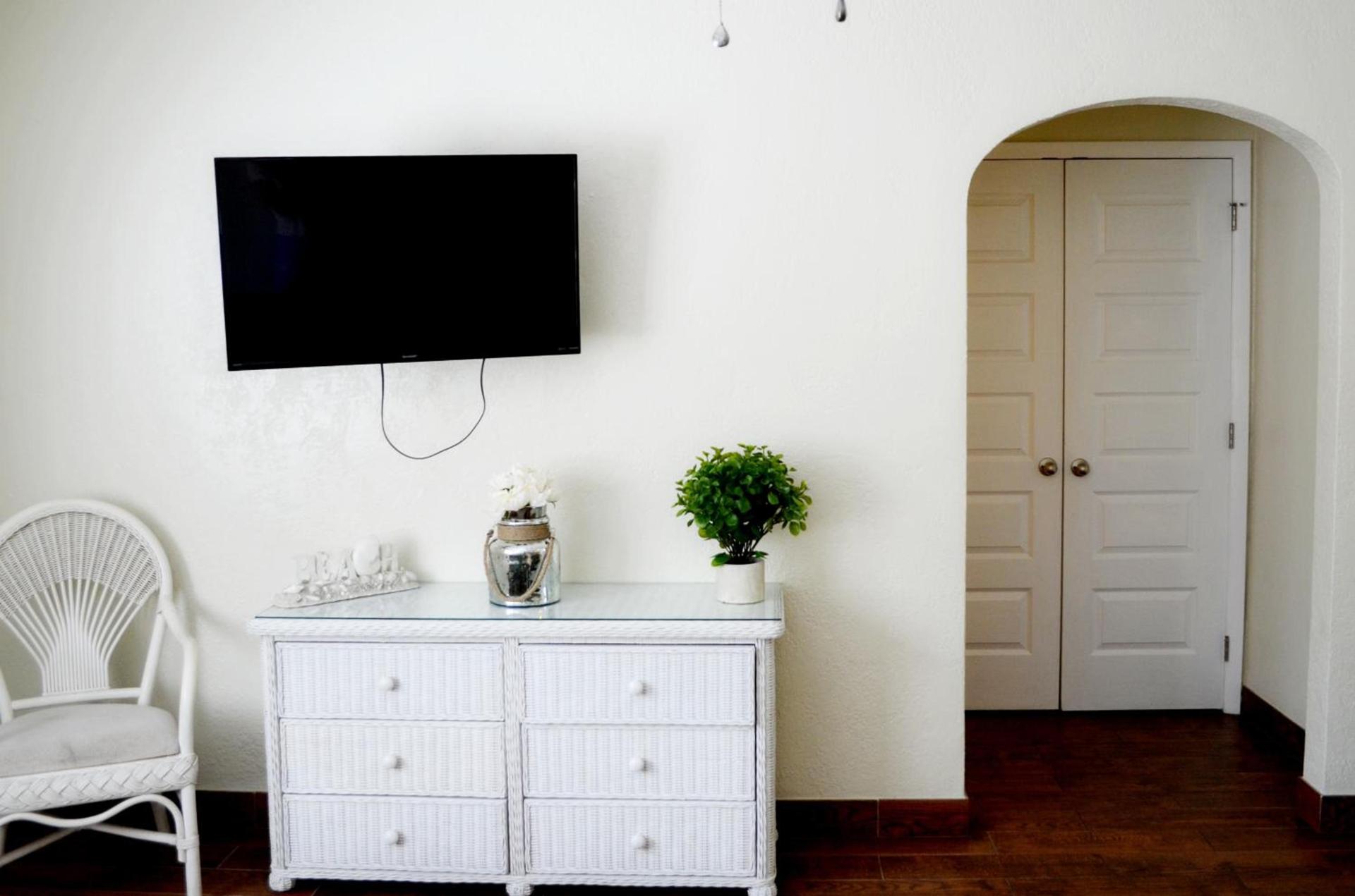Ocean Drive Villas photo 39