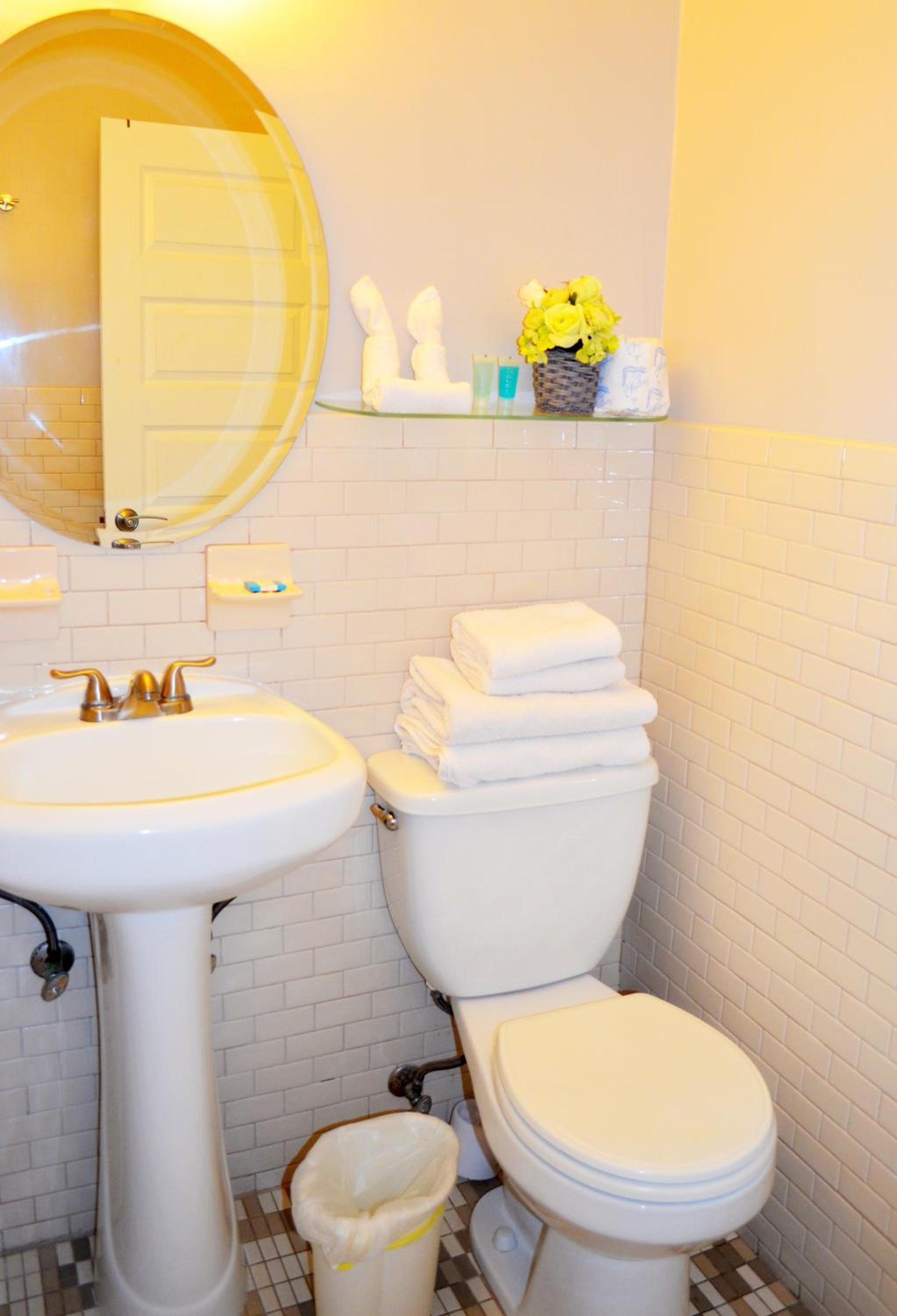 Ocean Drive Villas photo 42