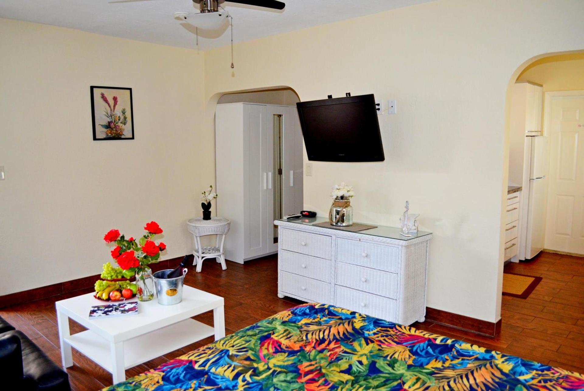 Ocean Drive Villas photo 45