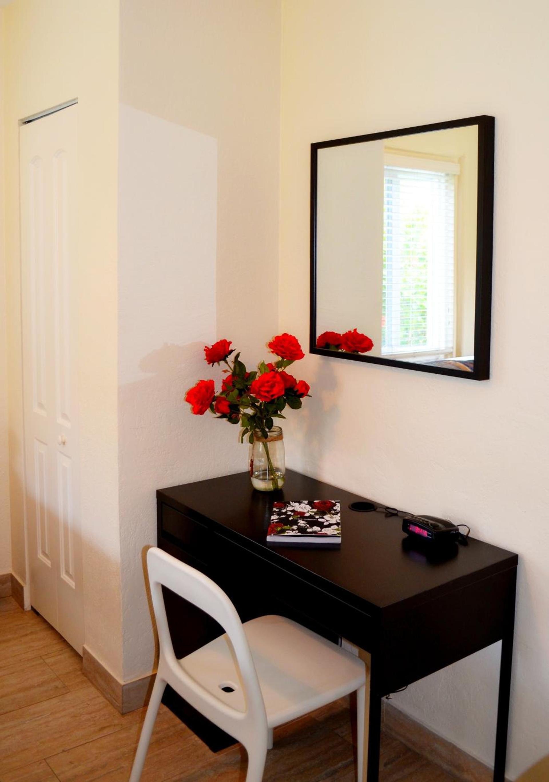 Ocean Drive Villas photo 49