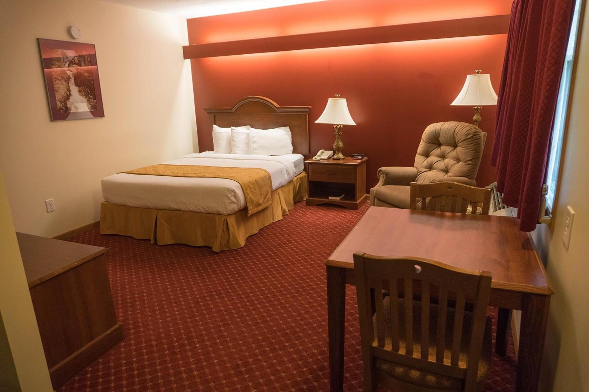 Shepherd Mountain Inn & Suites photo 10