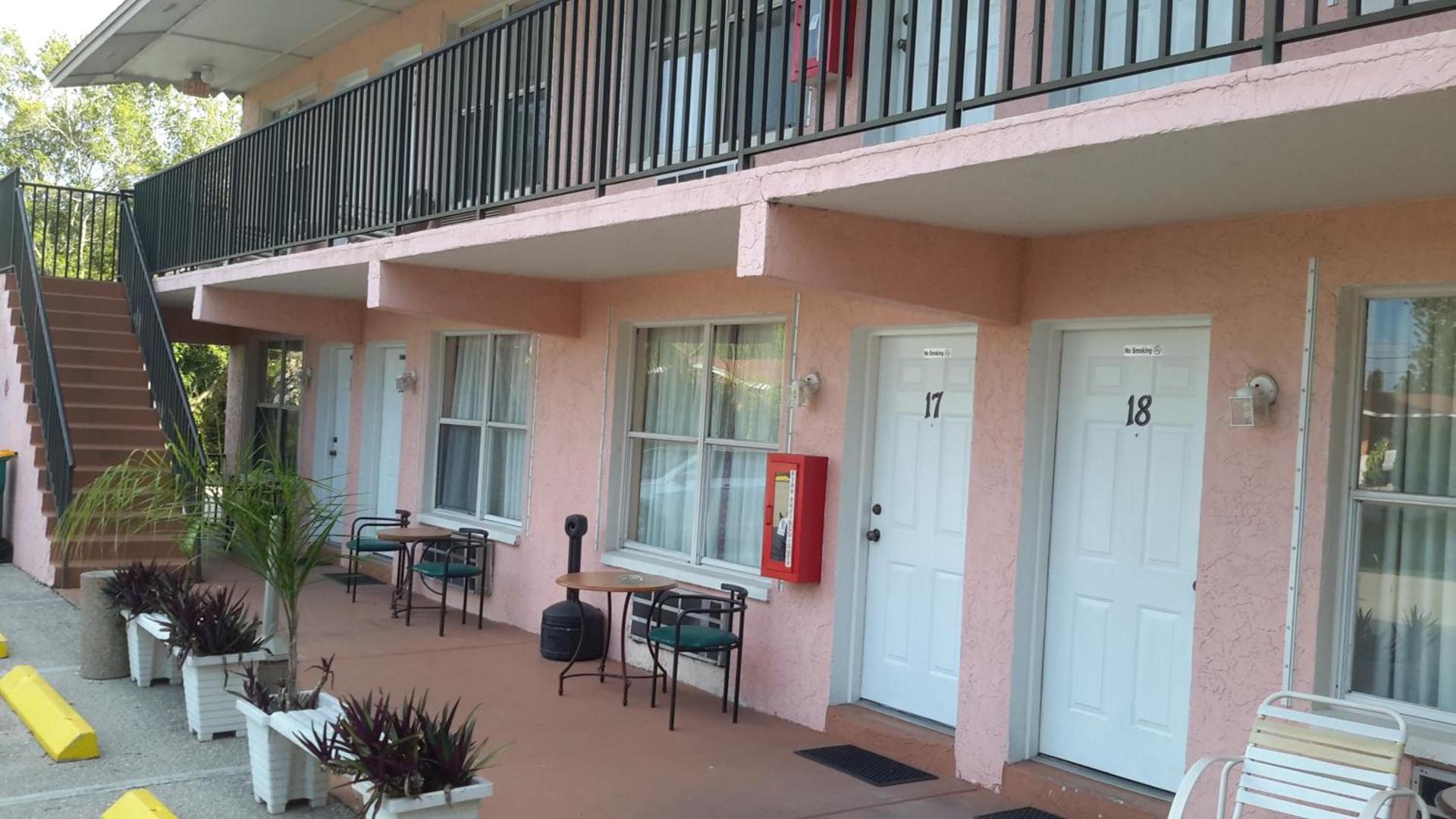 Conty's Motel photo 21