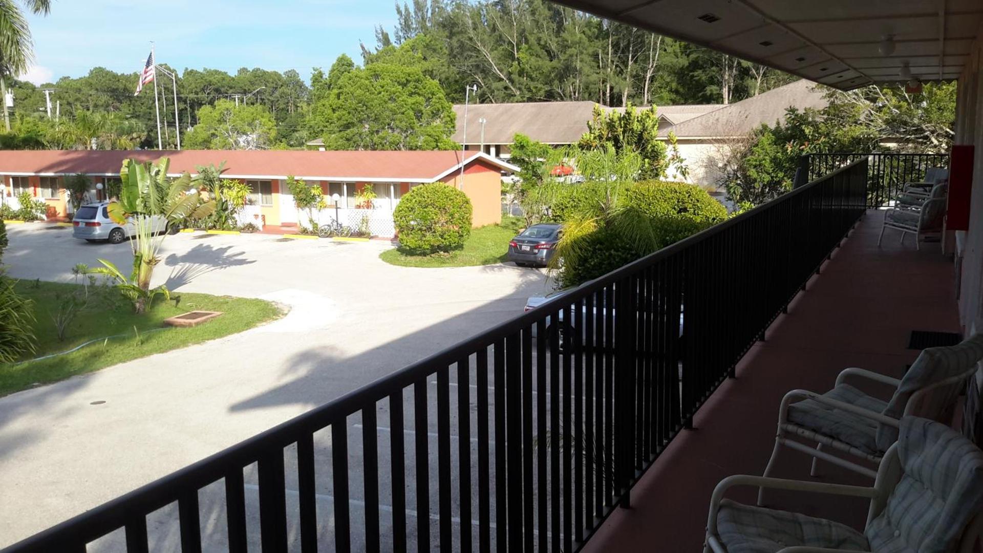 Conty's Motel photo 23