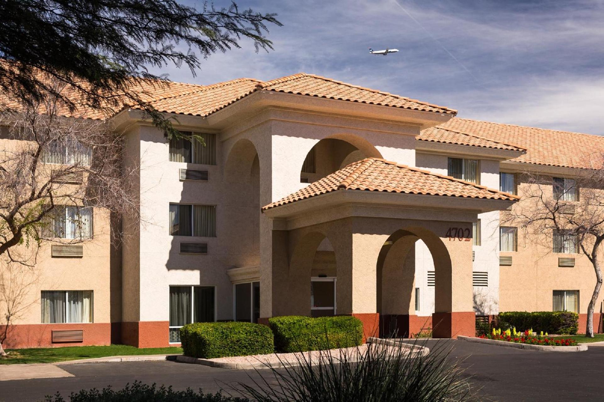 Country Inn & Suites by Radisson, Phoenix Airport, AZ photo 20
