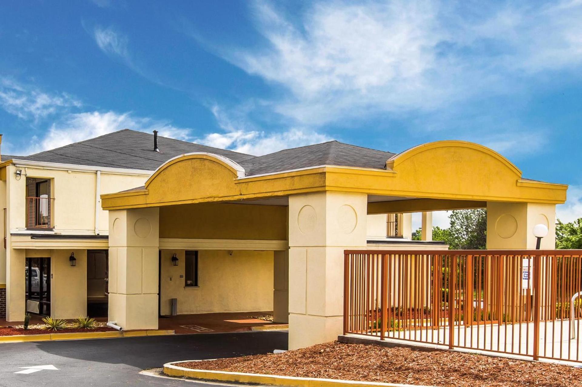 Econo Lodge - Conyers photo 16
