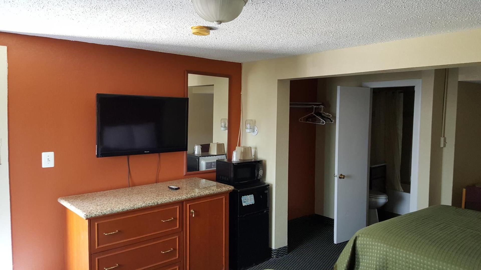 Royal Inn photo 17