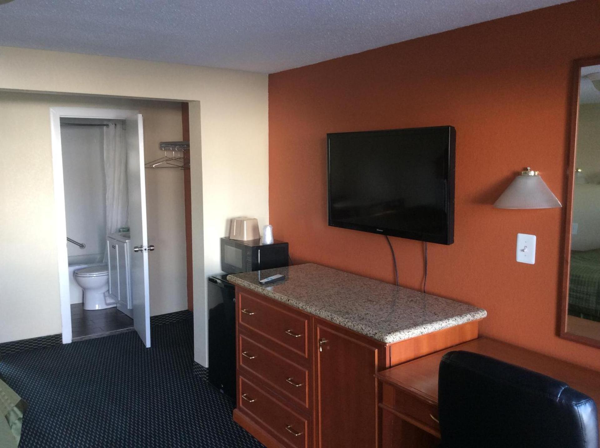 Royal Inn photo 18