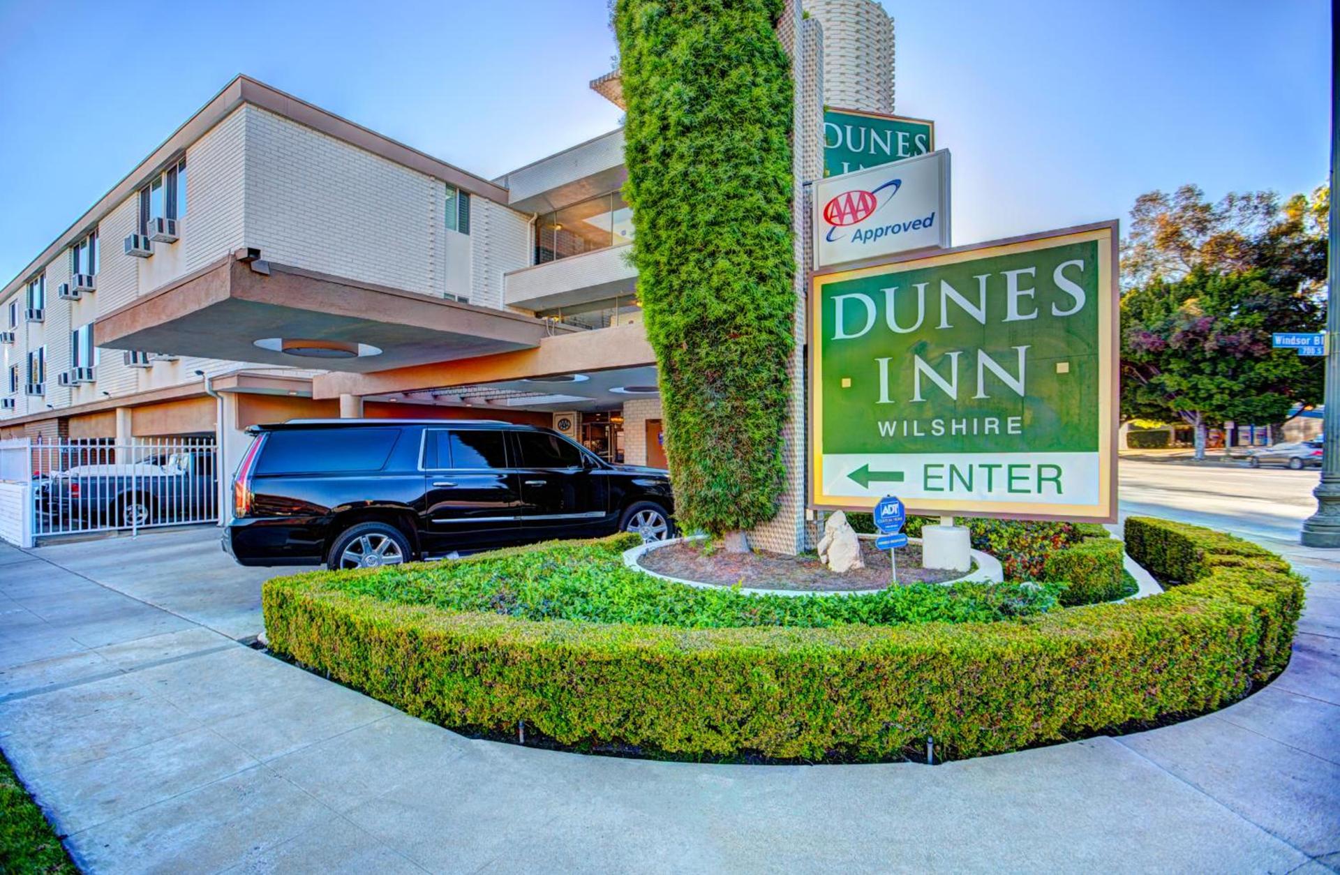 Dunes Inn - Wilshire photo 19