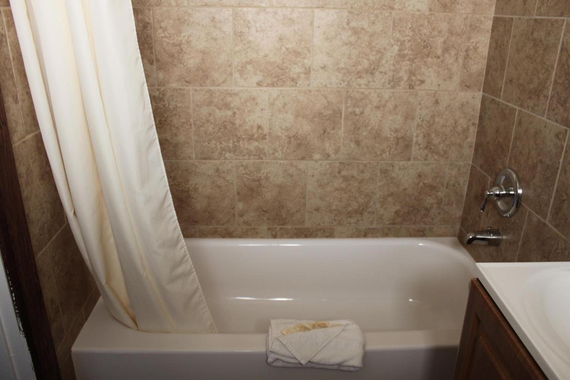 Motel 101 photo 25