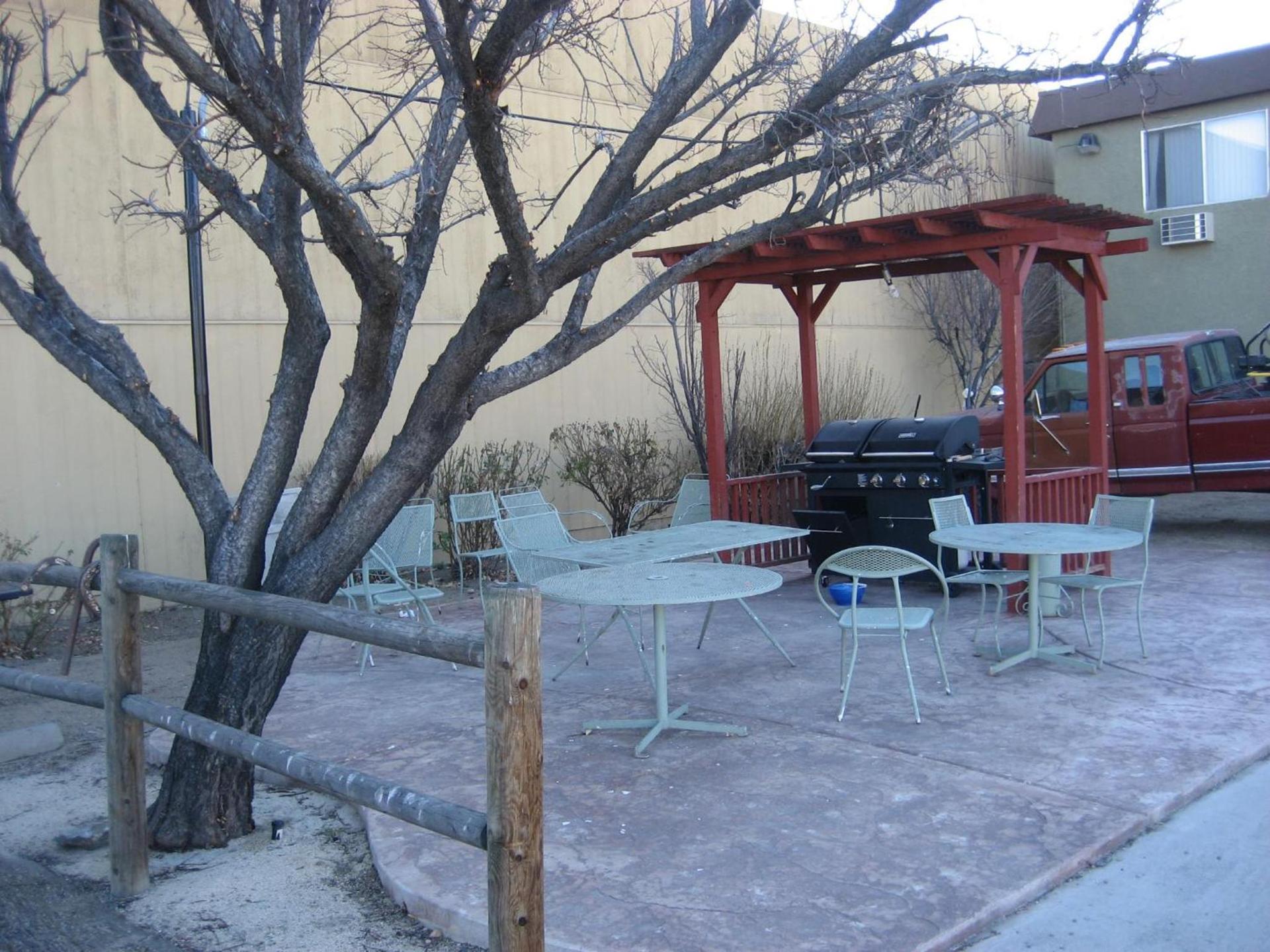 Mountain View Motel photo 23