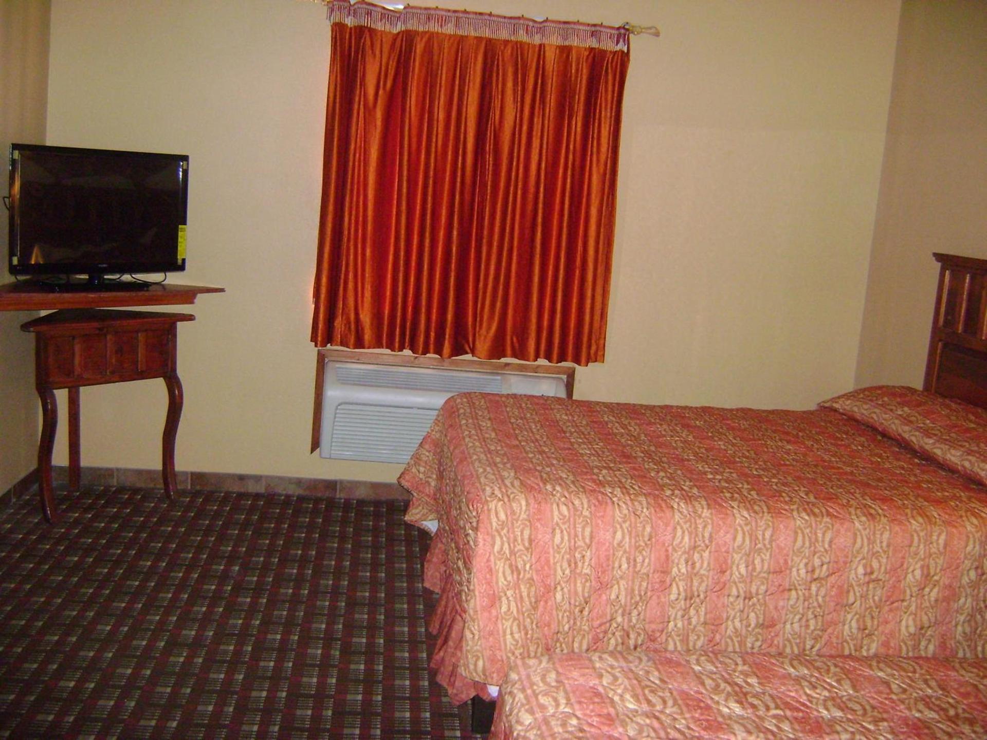 Camino Real Hotel photo 9