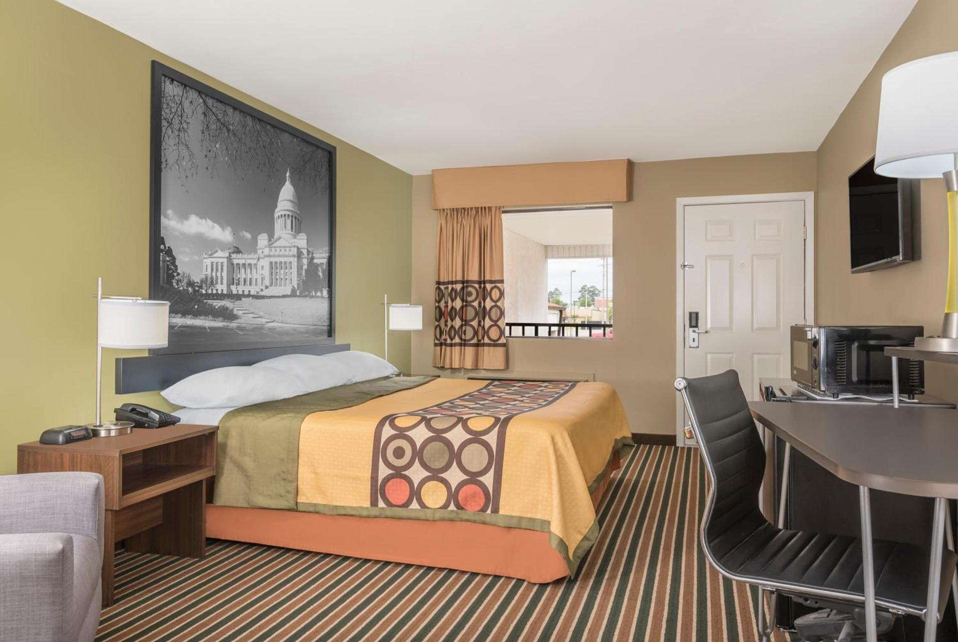 Super 8 by Wyndham Bryant Little Rock Area photo 24