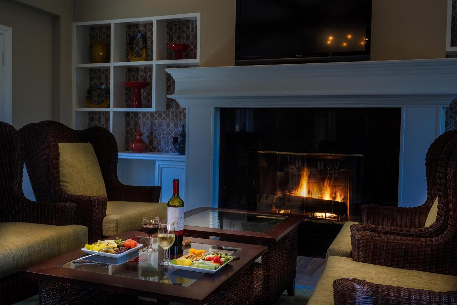 Lighthouse Lodge & Cottages photo 36