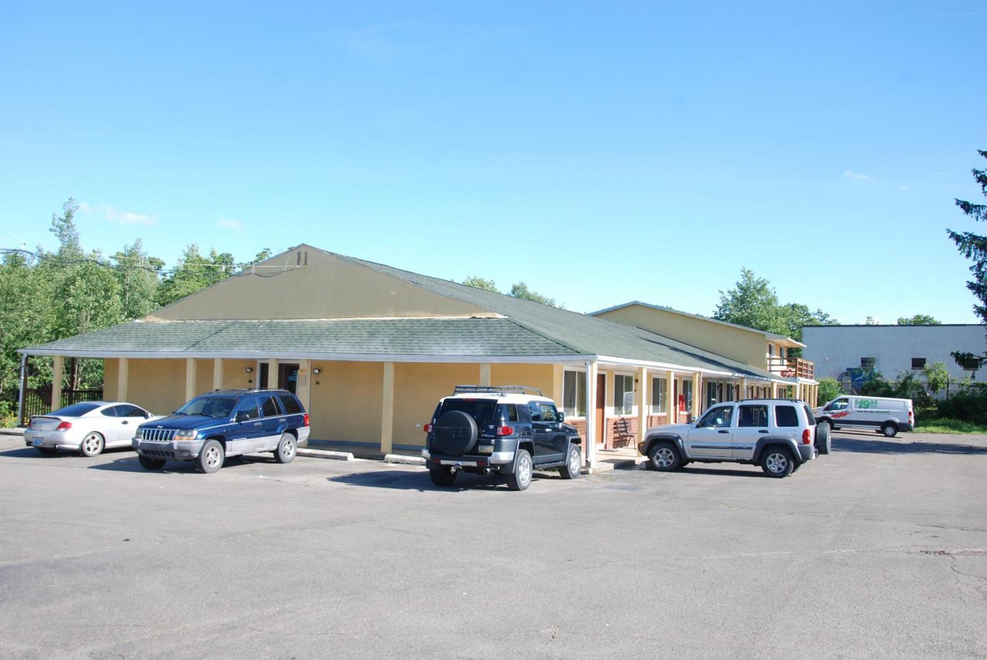 Mount Laurel Motel photo 8
