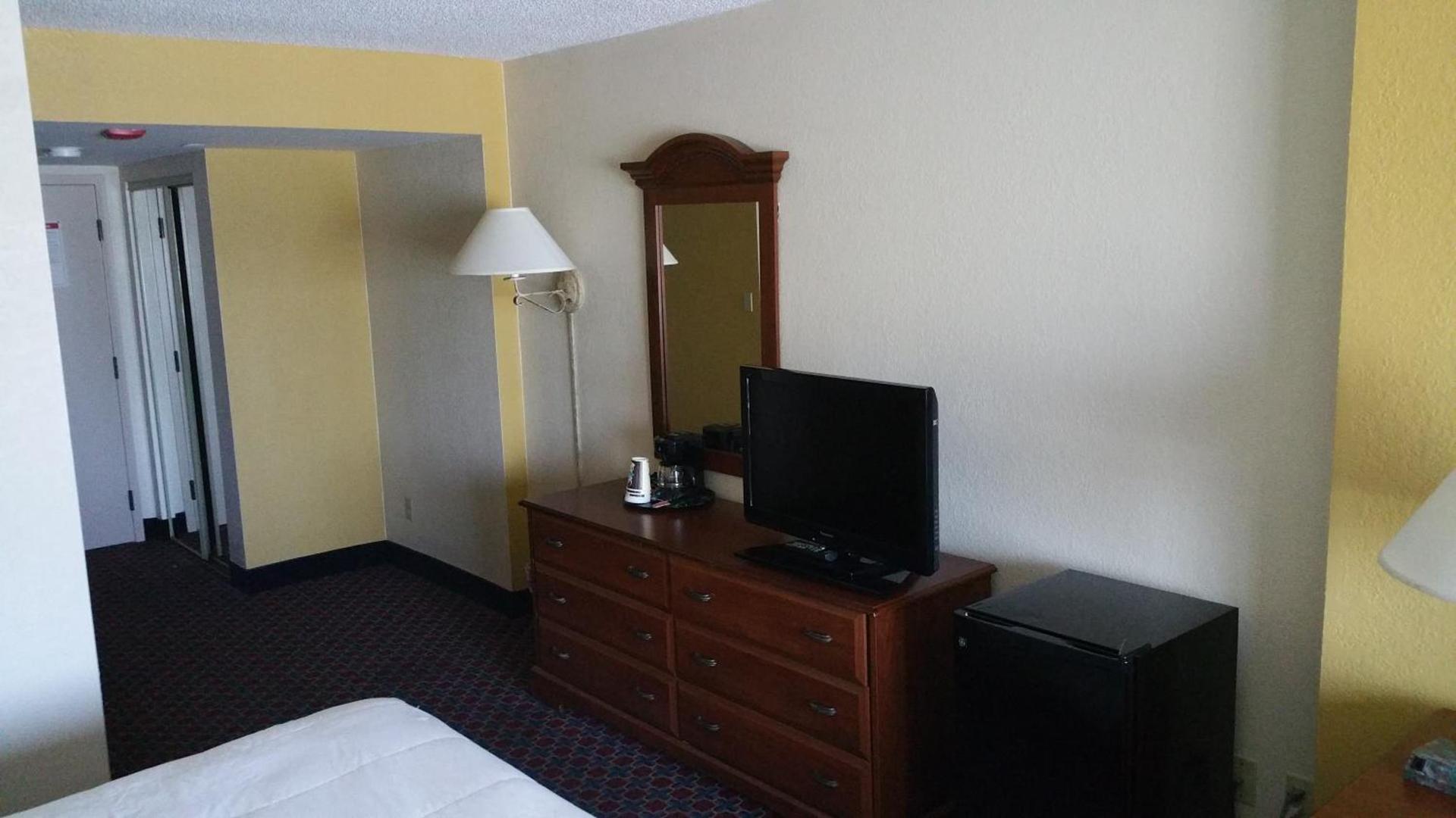 Imperial Swan Hotel and Suites Lakeland photo 19