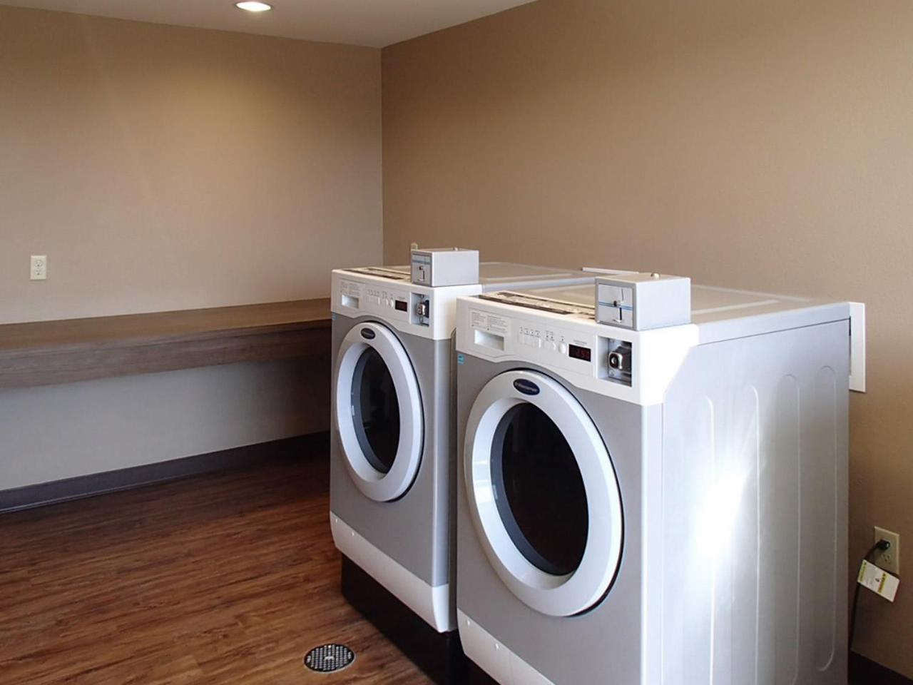 Suburban Studios Midland I-20 photo 22