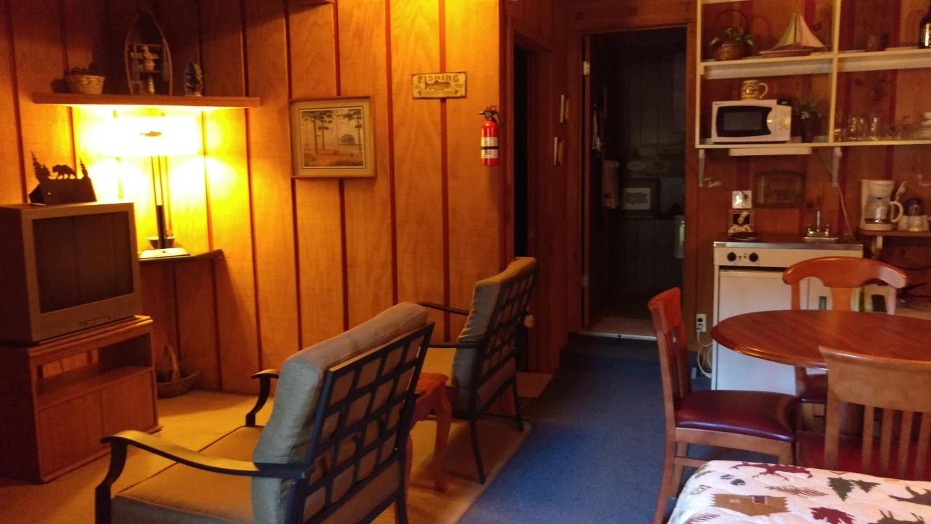 Alpine Motel photo 12